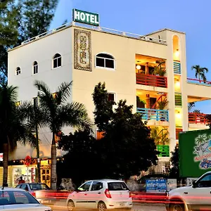 https://adventure-experience-hotel.allrivieramayahotels.com